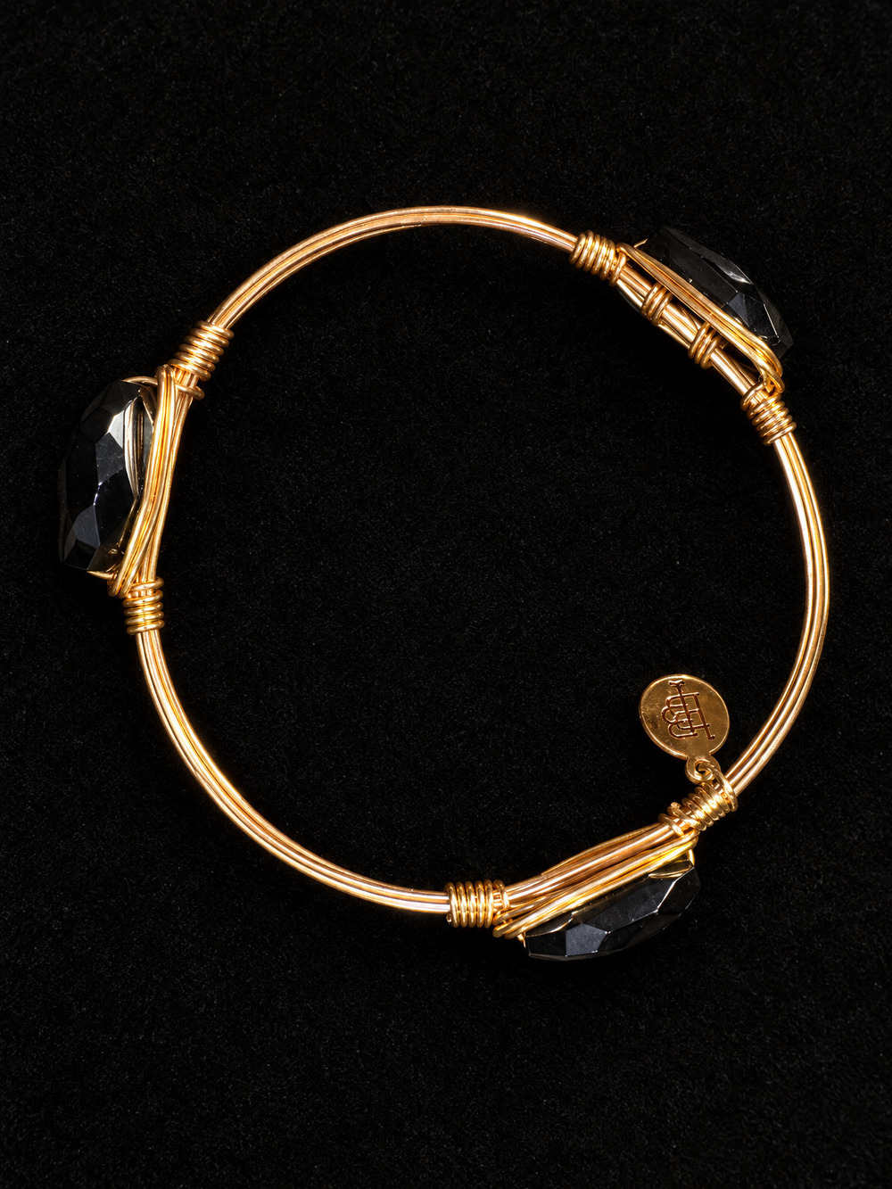 ⚜️ Ster Design Wire-Wrap Bangle | Black Crystal | Gold-Tone 💗